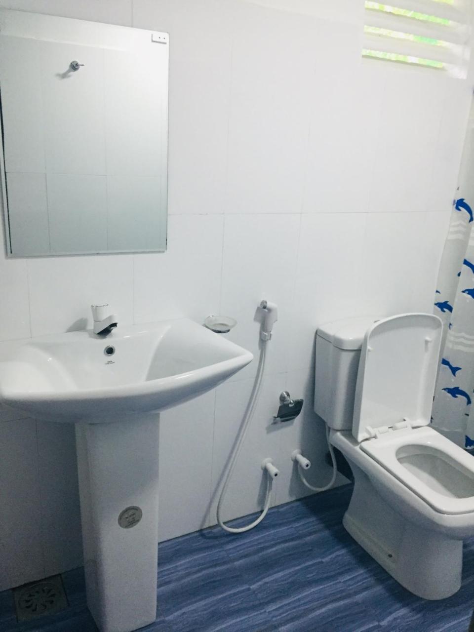 Malee Homestay Polonnaruwa Exteriör bild